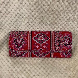 Vera Bradley Magnetic Closure Wallet